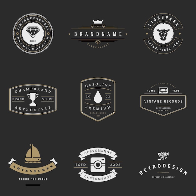 Conjunto de vetores de logotipos retrô Elementos de design gráfico vintage para logotipos etiquetas de identidade crachás fitas setas e outros objetos