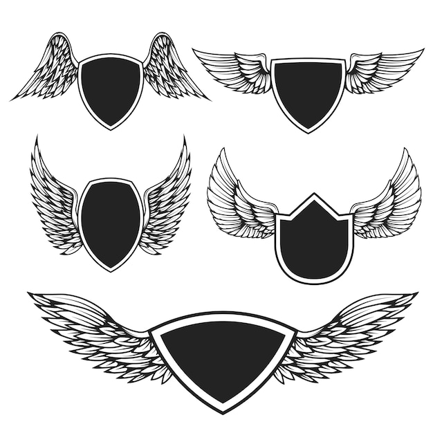Conjunto dos emblemas vazios com asas. elementos para o logotipo, etiqueta, crachá, sinal. ilustração