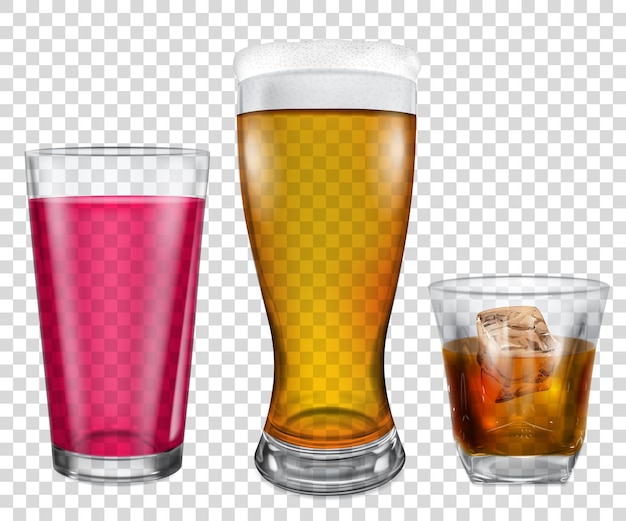 Copos e taças transparentes com bebidas diferentes