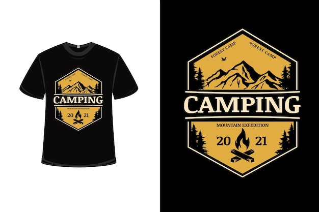 Design de camiseta com acampamento florestal montanha expedição em amarelo