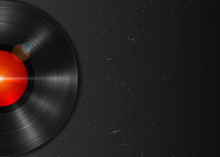 Vetor disco de vinil lp de longa duração e realista com etiqueta vermelha. disco de vinil vintage no fundo escuro grunge