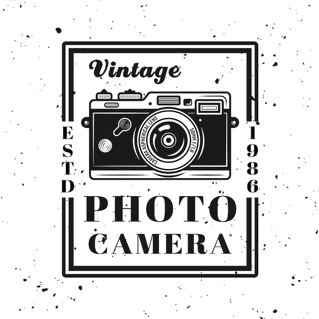 Emblema, etiqueta, distintivo ou logotipo de vetor de câmera fotográfica vintage em estilo monocromático isolado no fundo com textura removível de grunge