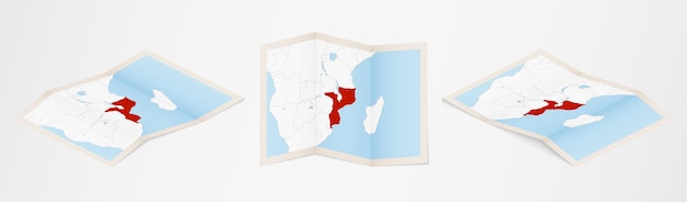 Mapa dobrado de moçambique em três versões diferentes.