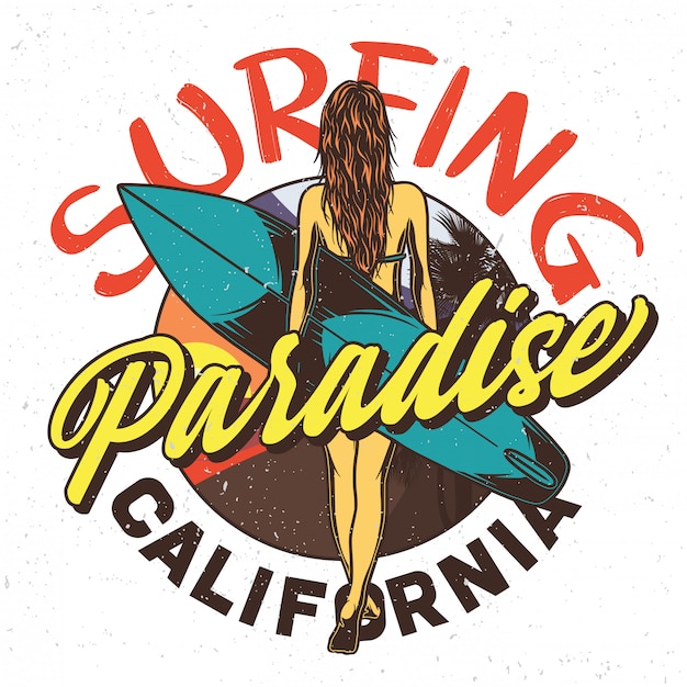 Menina com prancha de surf