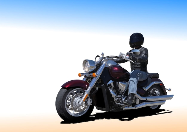 Motociclista desfrutando de liberdade e estrada aberta montando uma motocicleta cruzeiro clássica contra um céu vibrante