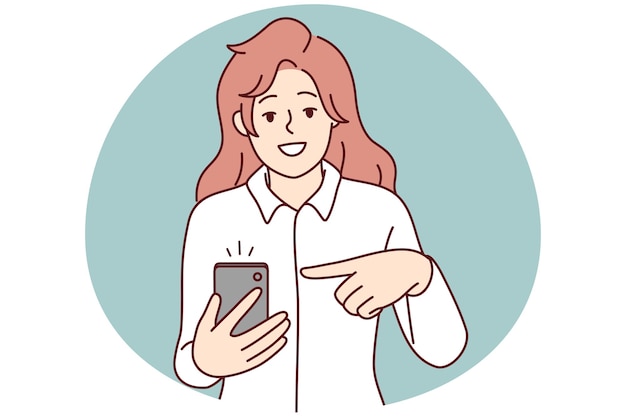 Mulher sorridente aponta para a notificação na tela do celular Mulher feliz recomenda boa venda