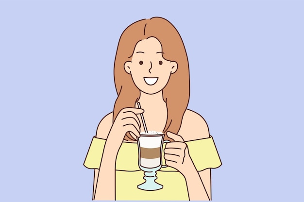 Mulher sorridente bebendo café tarde com palha