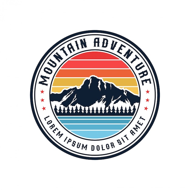 Vetor outdor e aventura do logotipo da montanha do vintage