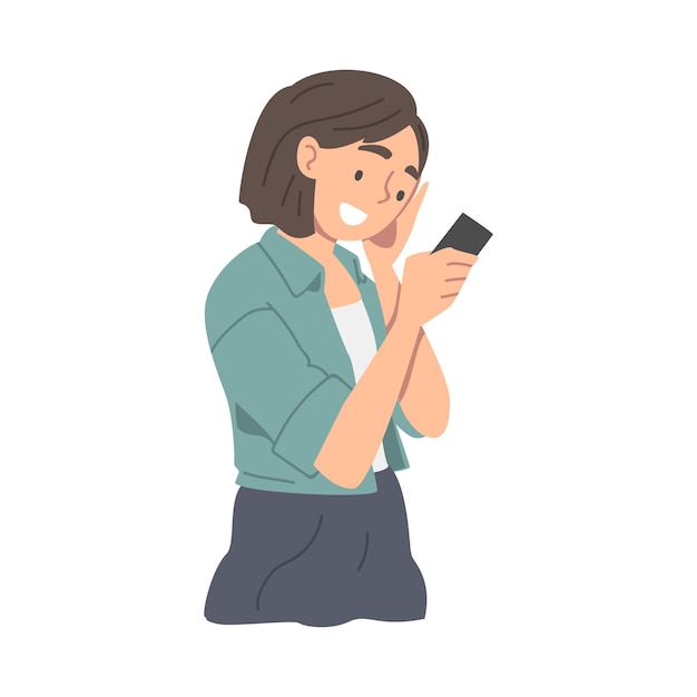 Personagem feminina recebendo boas novas lendo a mensagem e sorrindo felizmente Ilustração vetorial