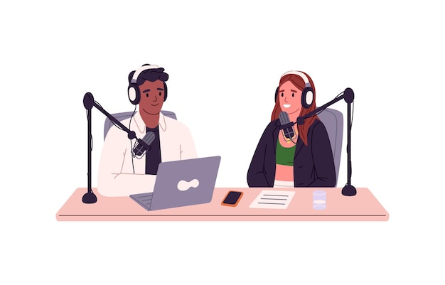Pessoas falando durante a gravação de podcast no estúdio de áudio com fones de ouvido e microfones Transmissão de rádio da entrevista Host e convidado bate-papo na mesa Ilustração vetorial plana isolada no fundo branco