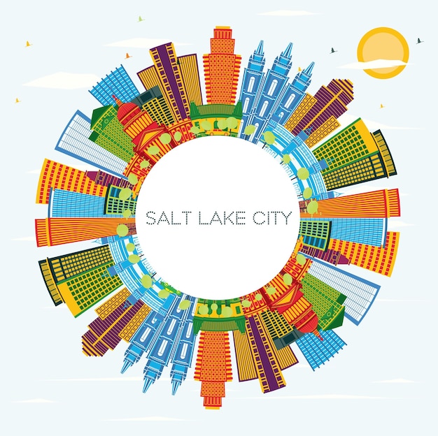 Skyline de Salt Lake City Utah com céu azul de edifícios coloridos e espaço de cópia