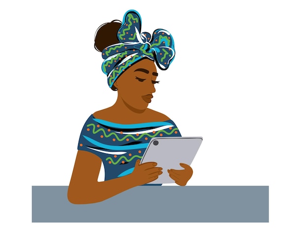 Uma empresária africana tradicional senta-se à mesa com um tablet, paga contas e lê uma carta.