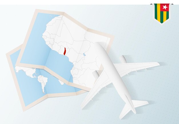 Viaje para o Togo, vista de cima do avião com mapa e bandeira do Togo.