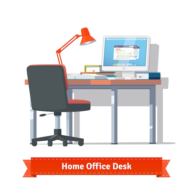 Comodo posto di lavoro a casa con desktop acceso