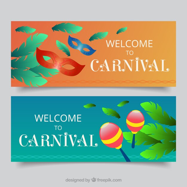 Due striscioni con elementi di carnevale