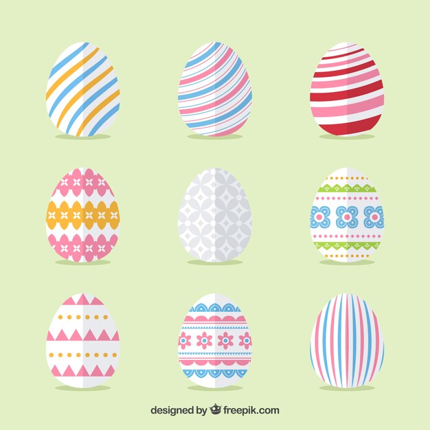 Insieme di varie belle uova di Pasqua
