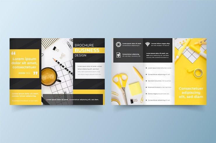 Vettore gratuito modello di brochure a tre ante minimo