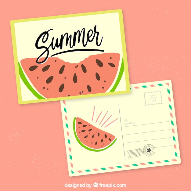 Modello di cartolina estate disegnata a mano con anguria