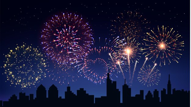 Pirotecnici e fuochi d'artificio sullo sfondo della città con il cielo della città