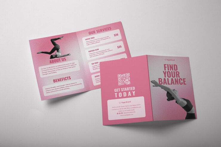 Vettore gratuito progettazione del modello di yoga bifold