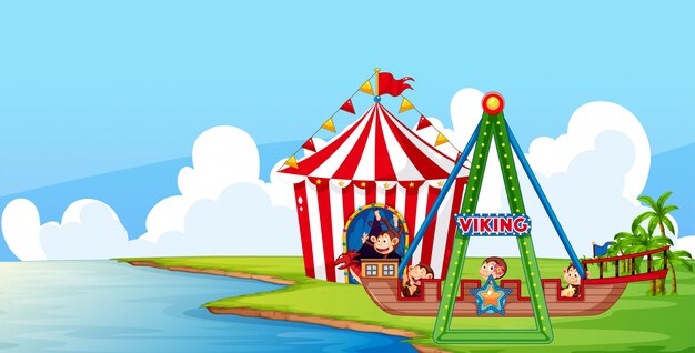 Scena con scimmie in giro nel circo nel parco