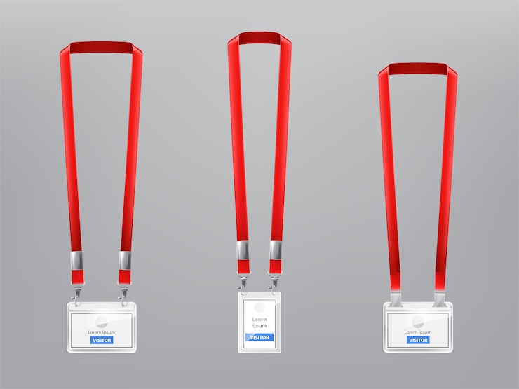 Vettore gratuito set con tre distintivi in plastica realistici, supporti con clip in metallo e cordini rossi