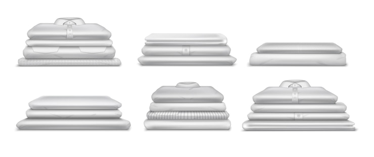 Vettore gratuito set di vestiti per asciugamani da bucato di icone realistiche con pile e pile di camicie, coperte e lenzuola illustrazione vettoriale