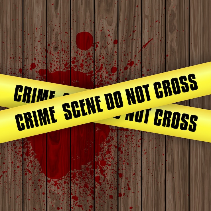Vettore gratuito sfondo di scena del crimine con sangue splatter su legno con nastro di avvertimento giallo