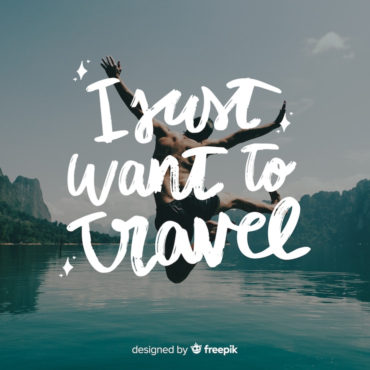 Vettore gratuito viaggiare lettering con sfondo di foto