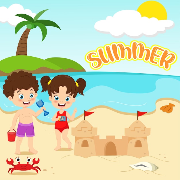 Bambini che giocano in spiaggia tropicale