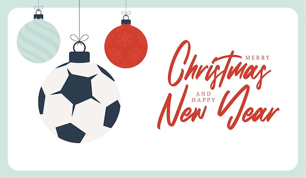 Cartolina d'auguri di Natale di calcio. Buon Natale e felice anno nuovo fumetto piatto Sport banner. pallone da calcio come una palla di Natale sullo sfondo. Illustrazione vettoriale.