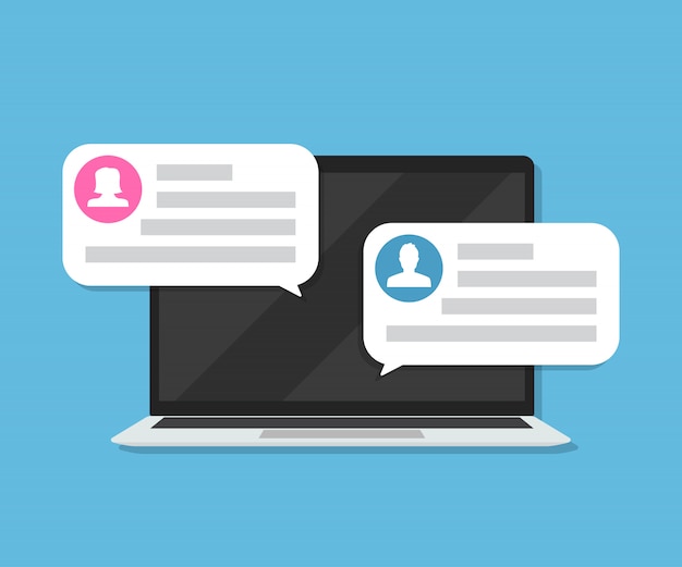 Computer portatile con notifiche di recensioni dei clienti con valutazioni in un appartamento