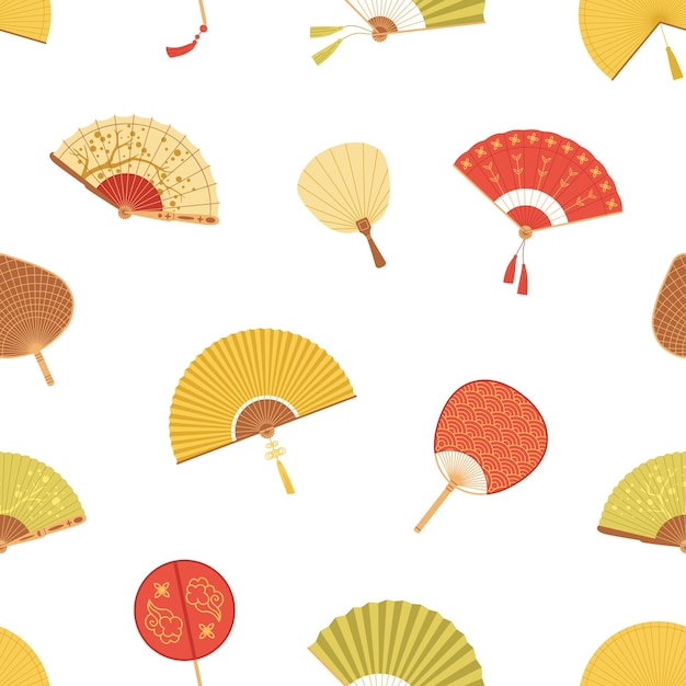Disegno senza cuciture con ventilatori a mano asiatici su sfondo bianco. Texture ripetitive infinite con oggetti pieghevoli giapponesi e cinesi di colori diversi. Illustrazione vettoriale piatta dello sfondo per la stampa