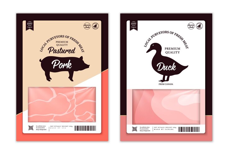 Etichette di macelleria di vettore con sagome di animali da fattoria. Icone di mucca, pollo, maiale, agnello, tacchino e anatra e trame di carne per generi alimentari, negozi di carne, imballaggi e pubblicità