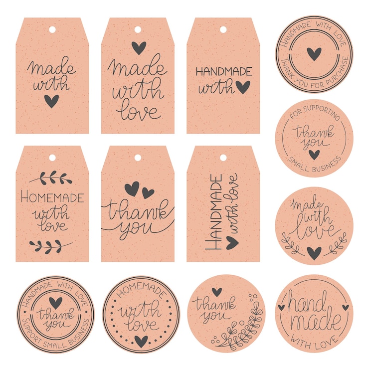 Fatto con amore grazie etichette disegnate a mano Lettering con il simbolo del cuore