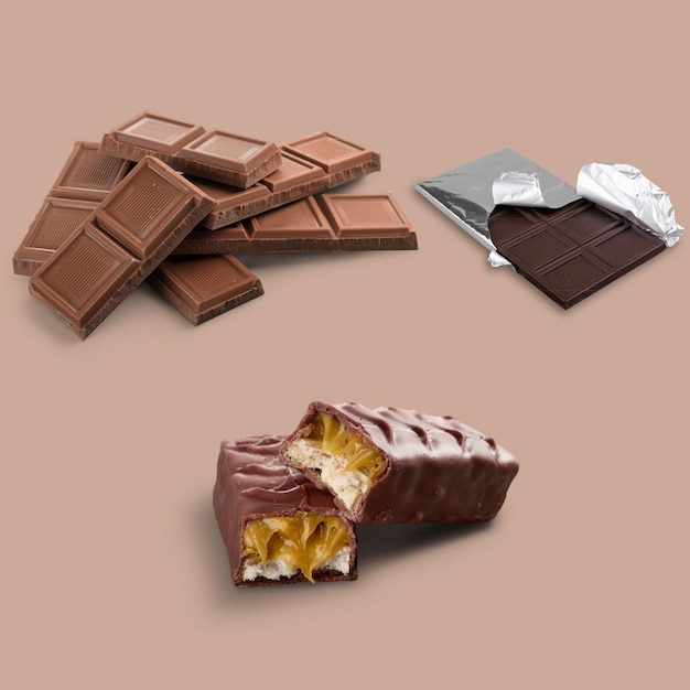 Illustrazione realistica del cioccolato vettoriale gratuita
