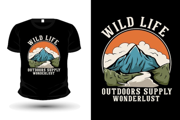 La vita selvaggia all'aperto fornisce il design disegnato a mano di t-shirt di voglia di viaggiare