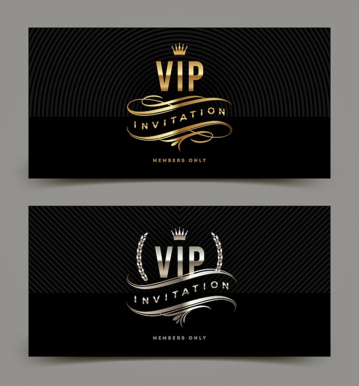 Vettore modello di invito vip in oro e platino - tipo design con corona, corona d'alloro e svolazzi
