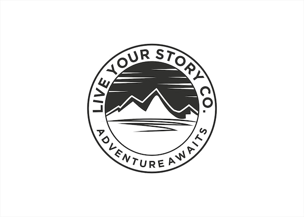 progettazione del logo della montagna