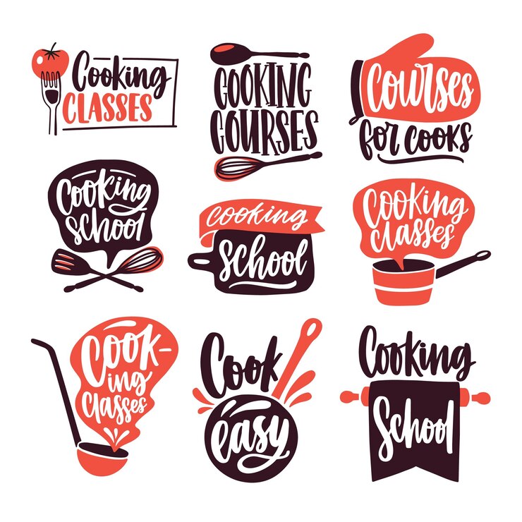 Vettore raccolta di lettere scritte con carattere corsivo e decorate con pentole, utensili da cucina isolati su sfondo bianco. pacchetto di corsi di cucina o loghi scolastici. illustrazione vettoriale colorata.