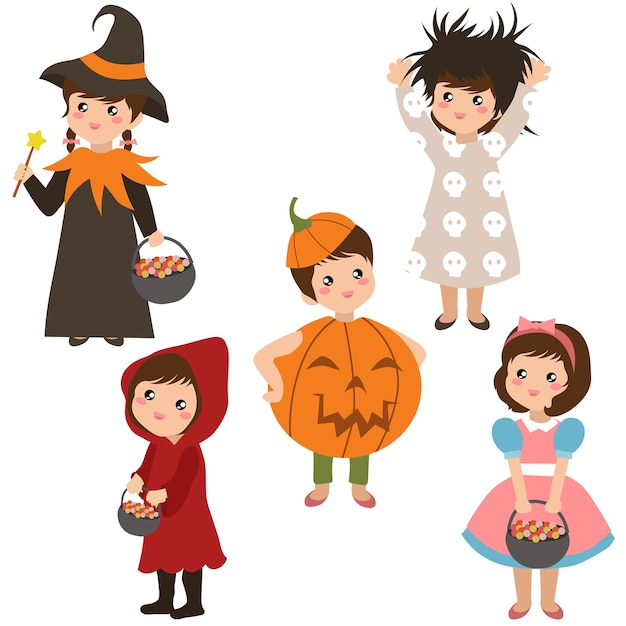 Ragazzi nella collezione di costumi di Halloween