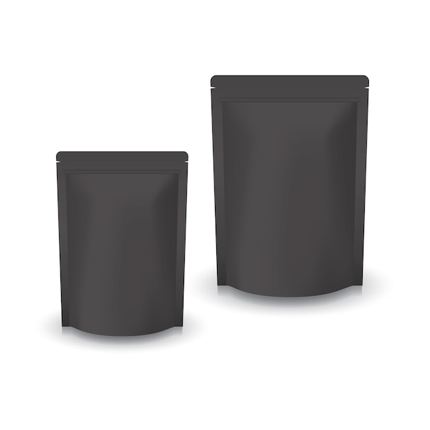 Sacchetto a chiusura lampo in piedi nero in bianco di 2 dimensioni per cibo o prodotto sano. Isolato su sfondo bianco con ombra. Pronto per l'uso per il design della confezione.