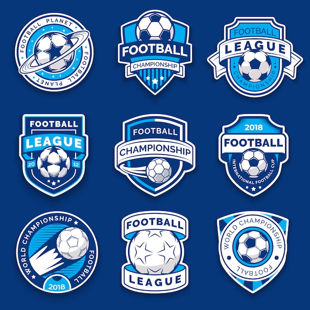 Set di nove distintivi di calcio. Emblemi di calcio.