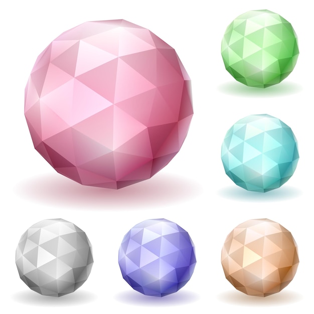 Set di sfere poligonali basse multicolori astratte fatte di facce triangolari con ombra
