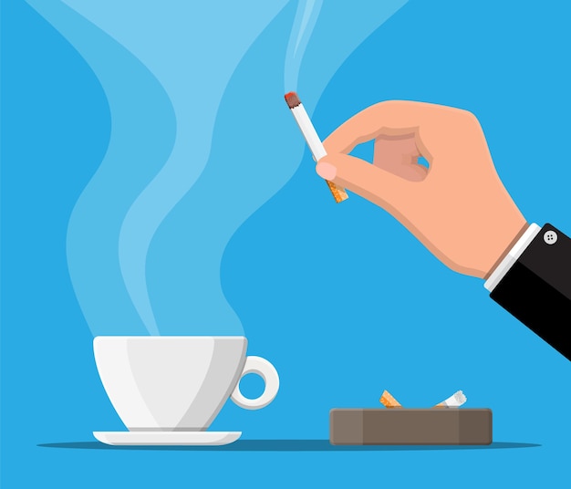 Tazza di caffè e portacenere pieni di sigarette fuma. Stile di vita malsano.