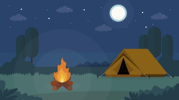 Tenda e falò di notte nella foresta