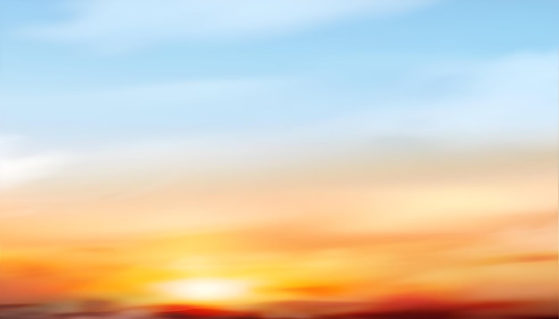 Un bellissimo tramonto con nuvole e sfumature arancioni