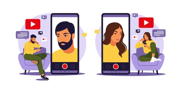 Video blogger uomo e donna che si siede sul divano con il telefono e la registrazione di video con lo smartphone. Diversi social media. illustrazione in stile piatto.
