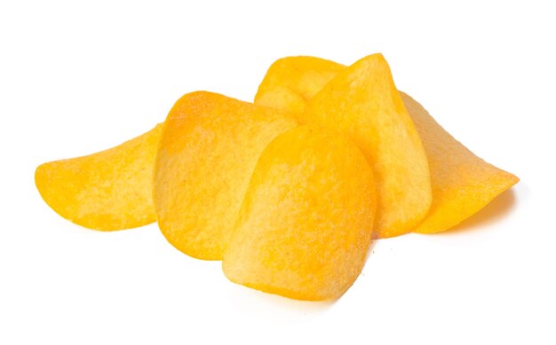 Aardappelchips geïsoleerd op witte achtergrond