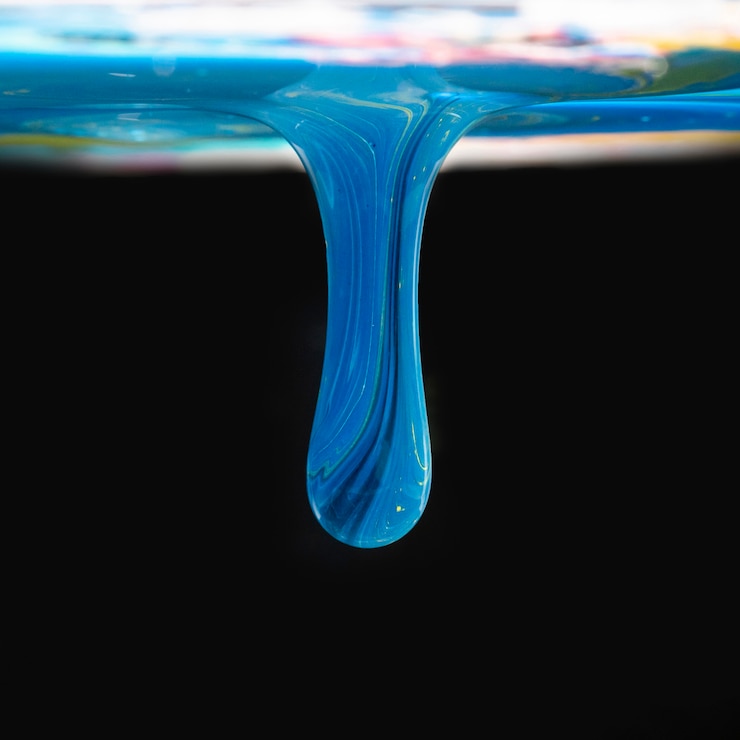 Gratis Foto abstracte blauwe acrylvorm